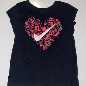 Black toddler girls nike tshirt